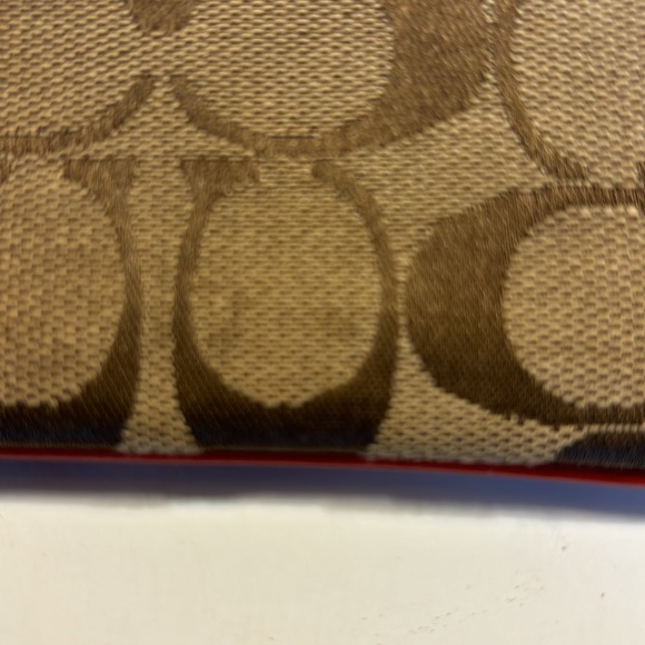 Coach small wristlet tan and dark pink also pink interior - Picture 5 of 7